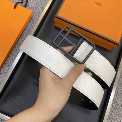 爱马仕 Hermēs Box/Togo小牛皮双面腰带，镀钯腰带扣。38毫米