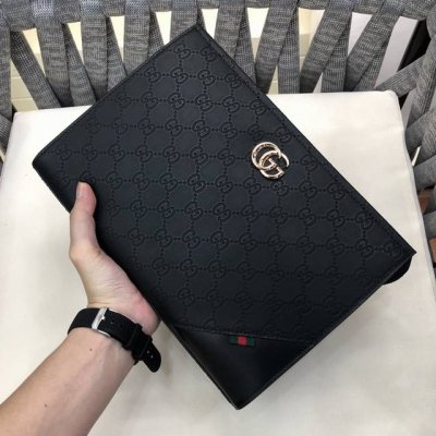Gucci 古奇 手包G家最新夹款包容量大，古奇Gucci新手款包 原版品质，做工完美，又一款超爆来款袭！，摆脱以经往典设计 足以吸人引的眼球古琦属专里布， 款