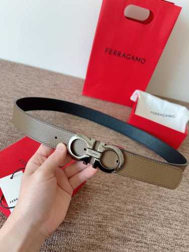 特 Ferragamo.菲拉格慕 全套新款包装 宽度3.5Cm 高级定制款男士皮带 双面进口牛皮 可双面使用 自行选择搭配 真材实料 很有质感 时尚经典不失风范