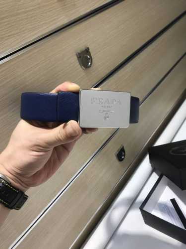 配送专柜包装 打孔针 宽35Mm，支持Nfc 原单双面进口头层牛皮带身，搭配原版经典三角标扣，手感.油边近乎完美，原产进口皮料牛皮定制，质感无可挑剔，出众的细节