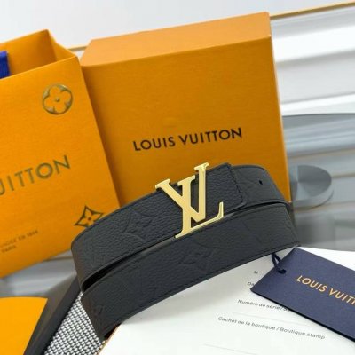 Lv Made In Spain 原单货Louis Vuitton 皮带系列、海外原单货、3.0Cm精品钢扣与正品零距离接触品质、给你不一样的视觉效果专柜盒子