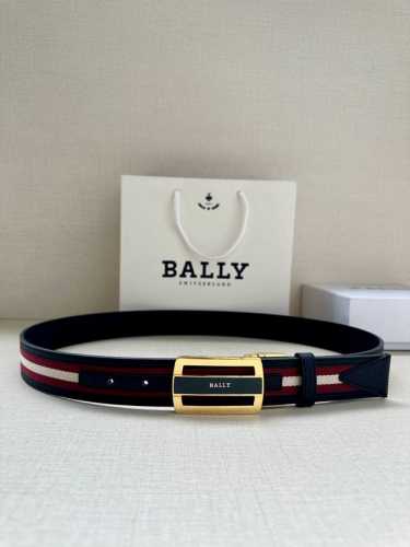 Bally 巴利 专柜新款荔枝纹皮 男士休闲布配皮双用腰带 宽3.4Cm这款帆布腰带饰以蓝色和奶油色迷幻火车条纹，搭配蓝色皮表面，B字 搭扣更显纤细，采用钛金属