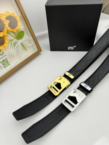 品名：万宝龙 Montblanc 自动带 材质：原单牛皮腰带 百分百头层牛皮腰带保证真皮，24K纯钢扣，专柜原单品质、做工精细，时尚大牌，送人自用首选 包装：