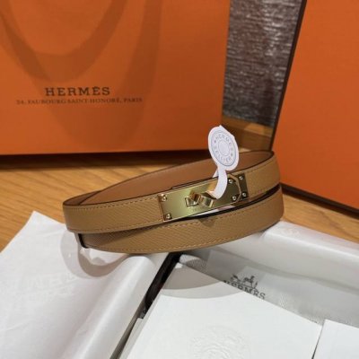 -H家新款凯莉腰带 Hunter牛皮腰带，搭配镀钯Kelly皮带扣，借助巧妙的可调节设计，可以将腰带系于腰间或髋部，法国制造 宽度：18Mm 可调节尺寸为60-