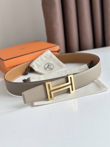 Tonight Belt Buckle & Reversible Leather Strap 宽度38Mm 顶级