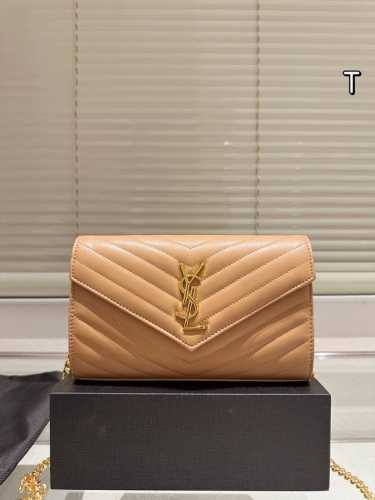 礼盒 千元级最值得买的高奢包买一个得仨 Oyves Saint Laurent Ysl的包包里最最最值得买的一款鱼子酱牛皮信封包 1、容量大，Mac手机无压力