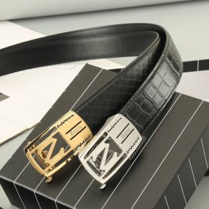 特P190 杰尼亚 头层自动牛皮 宽3.5Cm 官网同步，不锈钢金属标识，适合商务低调人士！自动扣款式