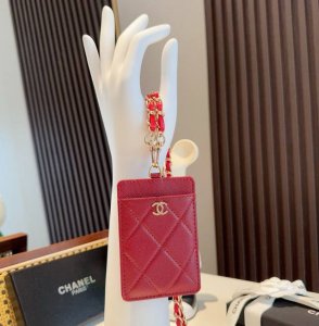香奈儿菱格绣花链条卡包 工牌卡包 香奈儿卡包 链条挂脖设计拆卸