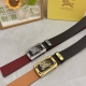 品名：巴宝莉 原单 材质：原单牛皮腰带 百分百头层牛皮腰带保证真皮，24K纯钢扣，专柜原单品质、做工精细，时尚大牌，送人自用首选 包装： 请认准如图专柜包装赠送