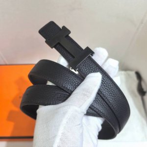 女神必备 Hermes 原单爱马仕，宽2.4Cm进口荔枝纹原版皮带身，双面可两面用，精品电镀五金 ！ DDD