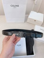 celine 赛琳 专柜同款 宽2.5Cm 腰带原版头层小牛皮精制而成，专柜对版鎏金 低调奢华