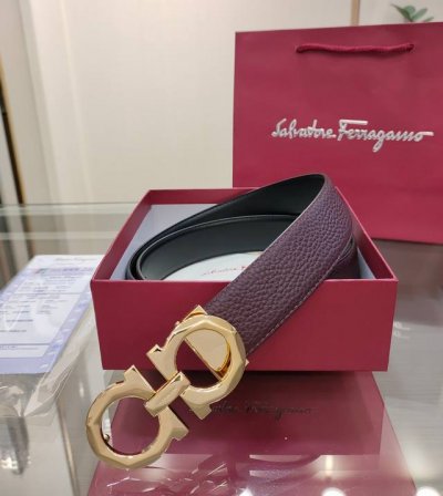 Ferragamo 菲拉格慕 双面进口牛皮，搭配精品铜扣，自行选择搭配，真材实料有质感，时尚经典不失风范 ，长短可自行裁剪