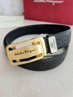 品名：Ferrgamo..菲拉格慕 腰带自动带 皮带 型号：纯钢材质自动扣，头层牛皮，自动带身，实物拍摄 材料：百分百头层牛皮，保证真皮。24K纯钢扣专柜同等质