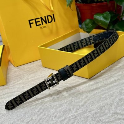 特 Fendl 芬迪 专柜同款 宽20Mm 原版定制布料 单环皮带钢扣 Ff图案布料材质 棕色皮革内衬 单钉镀钯金属配件 时尚潮流 经典系列