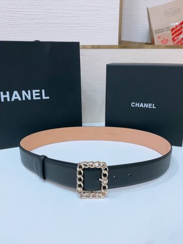 chanel 24P Cc 水钻. 链节Logo扣. 进口胎牛皮腰带 3.8Cm精品 精致 典雅 Chic又时髦.
