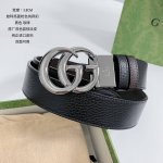 特 古奇 顶级货 宽度3.7Cm 双面进口全粒面荔纹小牛皮，黑色搭配咖啡，全粒面皮料越用皮面越发光亮，性价比十足。 扣头：纯铜旋转扣