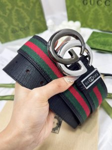 皮带 古奇.Gu...Cci原单 腰带 百分百头层牛皮 保证真皮 24K双色纯钢扣双面可用专柜同等质量 送人自用首选 包装 请认准如图专柜全套礼盒包装 赠送打孔