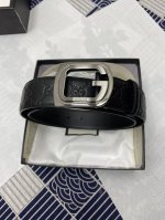 特 配全套包装礼盒 古驰：原单头层牛皮压G面.内衬头层小牛皮底，搭配原单扣：原产皮料定制，专柜宽度4.0