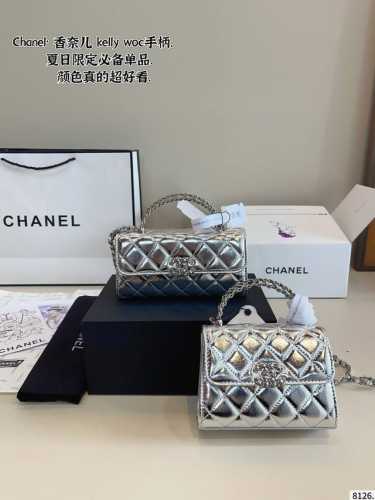 配礼盒 Chanel香奈儿 Woc 手柄Kelly凯莉小废包 超火爆时尚单做工精细 进口五金 让你无论是夏天还是冬天都能背上它出门 是不是性价比超级高 随便凹造