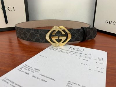 Gucci 经典款G家印花 搭配顶级镶钻两件套钢扣 采用精挑细选进口顶级牛皮，手感柔软细腻！品质保证：带身宽度4.0Cm