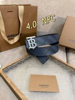 Burberry 博柏利原厂进口皮料，格纹 牛皮 品质毋庸置疑 没有更好 只有最好 宽度4.0Cm 内置Nfc正品芯片感应验证