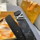特 同步 Lv路易男士 宽度4.0 Cm 简单大方 五金贴皮设计 精品五金 佩戴效果非常不错 送礼自用最佳推荐