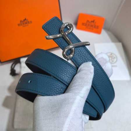 女神必备 Hermes 原单爱马仕，宽2.4Cm进口荔枝纹原版皮带身，双面可两面用，精品电镀五金 ！ - 点击图像关闭