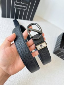 品名：杰尼亚. Ermenegiido Zelma.原单 型号：挂扣，原版经典挂扣，实物拍摄，头层牛皮材料：百分百头层牛皮，保证真皮。双面可用专柜同等质量，原版