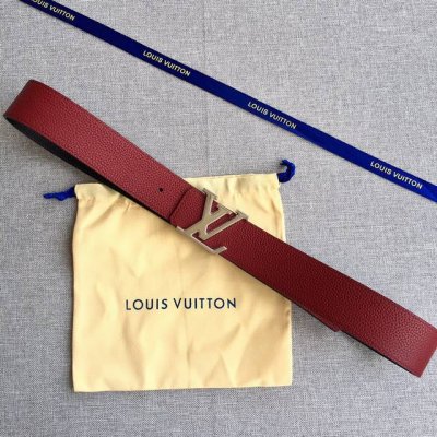 特 Lv 爆款专柜在售爆款 感谢客户反馈实拍图，顶级货 自己看细节 3.8Cm都有货 码数齐
