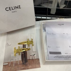 配包装盒 一对 Celine 赛琳 凯旋门小边夹刘海夹，经典复古风！甜酷女神必备单品