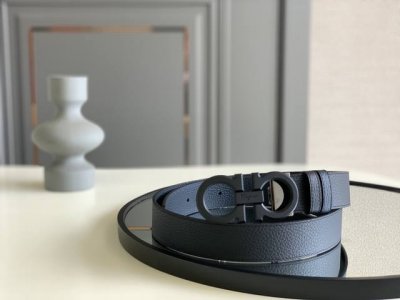 正品有售Ferragamo 菲拉格慕 Italy专柜在售正品 此款采用原厂进口皮制作 走线油边细致 正品开模 搭配原版Gancio五金 3.5Cm规格 顶级