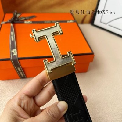 特 品牌： 爱马仕 新款进口小牛皮，手感细腻柔软。搭配纯钢自动精品钢扣，宽度：3.5Cm