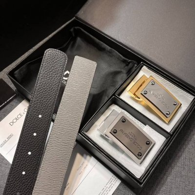 Dg宽3.5Cm Dolce&Gabbana 新款 搭配双扣头，轮换用，时尚商务同时兼顾，搭配可双面使用腰带，五金采用钌电镀 Dg 交叉造型徽标搭扣