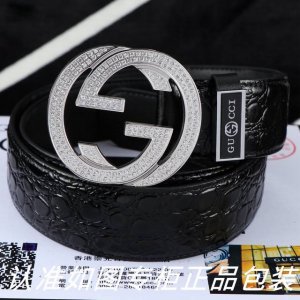 皮带：古奇.Gu...cci原单 腰带：百分百头层牛皮，保证真皮。24k纯钢扣双面可用专柜同等质量， 送人自用首选 包装： 请认准如图专柜包装，赠送打孔器，银联
