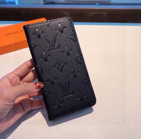 路易威登官网同款，荔枝纹压花皮套，Lv手机套手机壳 型号：为了不出现报错型号，请打开本机查看手机设置显示的型号 Iphone16系列更新 Iphone16Pro - 点击图像关闭