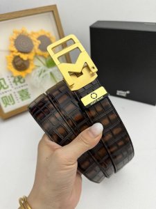 品名：万宝龙 Montblanc 自动带 材质：原单牛皮腰带 百分百头层牛皮腰带保证真皮，24K纯钢扣，专柜原单品质、做工精细，时尚大牌，送人自用首选 包装：