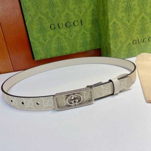 Gucci 古奇官网新款，双面原厂小牛皮搭配互扣式双g精品纯铜五金腰带，专柜规格 2.0Cm