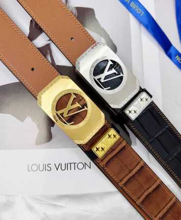 皮带：Lv..路易..威登顶级原单复刻. 腰带：百分百头层牛皮，保证真皮。雕花镂空设计24K纯钢扣.永不掉色进口原厂鳄鱼皮纹路.纯手工双线缝制工艺双面两用专柜同 - 点击图像关闭