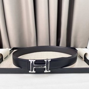 H家、原版双面头层宽3.8Cm 官网同步最新金属标识,柔软舒适。适合商务低调人士