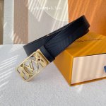 特P190 【驴牌】 Lv新款进口小牛皮，手感细腻柔软。搭配纯钢自动精品钢扣，男士必备！宽度：3.5Cm