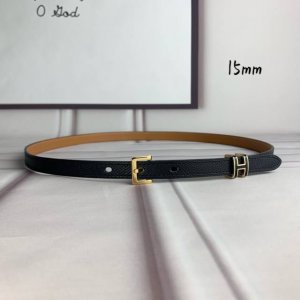 HermèS 爱马仕 女款针扣皮带 原单品质 进口头层牛皮 黑色手掌纹面搭配土黄色原版底 15Mm宽 配精品金 银钢扣