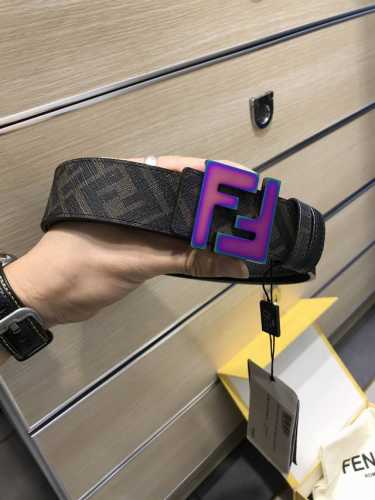 配送专柜包装 打孔针 特批 新款 Fd 宽38 Mm 支持Nfc 芯片扫描，标志造型皮带，原版五彩双层F铆钉扣，进口原版黑荔枝纹配原版老花制成，镀金表面金属制品