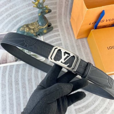 Lv 特种皮腰带自动带系列 ，原厂五金精品不锈钢扣，手感柔软舒适 宽3.5Cm。