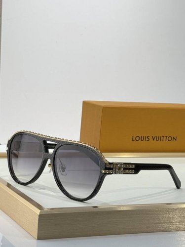Louis Vuitton Mod:Z2010Usize：59-16-142