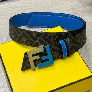 Fendi 芬迪 专柜同款 宽4.0Cm 双环正反用腰带 Ff按钉搭扣 兰色Cuoio Romano皮革材质 反面面料带有烟草黄和黑色Ff图案 四方满钻金属饰面