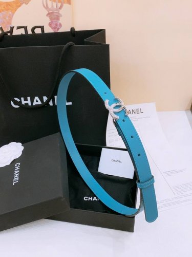 Chanel 小牛皮 与 羊皮 黄铜金属 手感柔软 舒适 2.0Cm