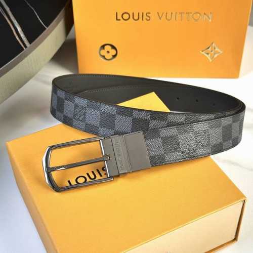 原版包装 L0Uis Vuitt0N 今季新品 驴家男士原單腰帶 寬度35毫米 定制帆布内衬进口头层小牛皮 搭配全新开模针扣 经久耐用 百搭款
