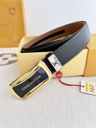 品名：Lv..路易..威登 腰带原单自动带 皮带 型号：自动扣，纯钢材质自动扣，头层牛皮自动带身，实物拍摄 材料：百分百头层牛皮，保证真皮。24K纯钢扣，永不掉