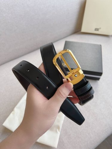 万宝家-原单# 商务真皮自动扣腰带 简约设计 品位之选 低调中彰显格调，流畅线条勾勒现代美学。万宝家经典工艺融合潮流元素，既是腰带，更是品位的象征。 商务休闲