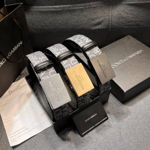 特 杜嘉班纳 宽3.5Cm 新款 压花小午皮简约百搭腰带，Dolce&Gabbana Milano 标牌装饰别具一格